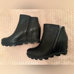 Sorel Women's Black Footwear